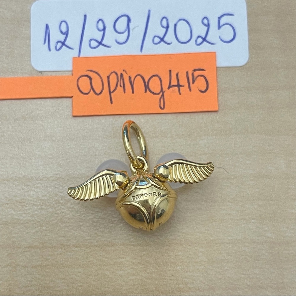 Pandora Harry Potter Golden Snitch pendant - Picture 4 of 9